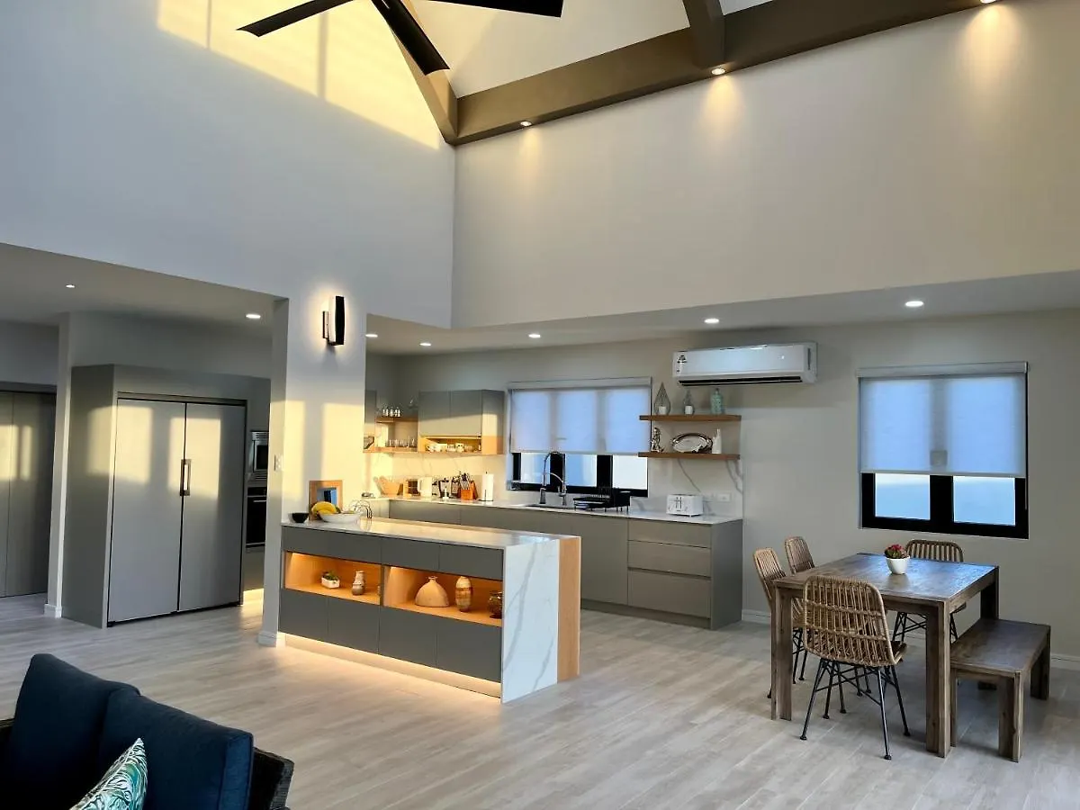 Villa Blue Moon Bon Accord Village