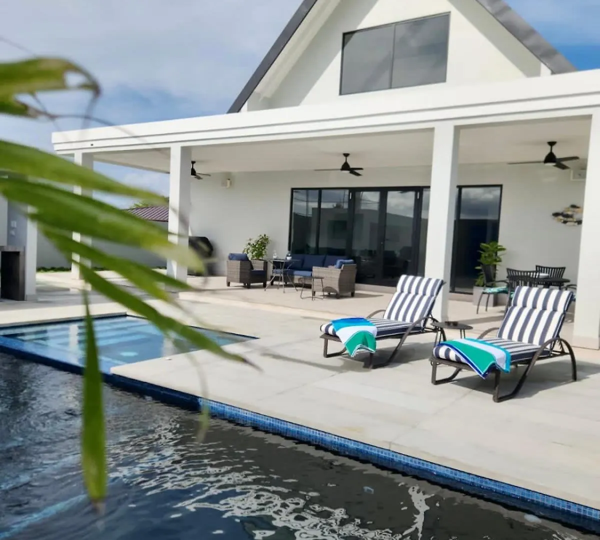 Villa Blue Moon Bon Accord Village 0*,